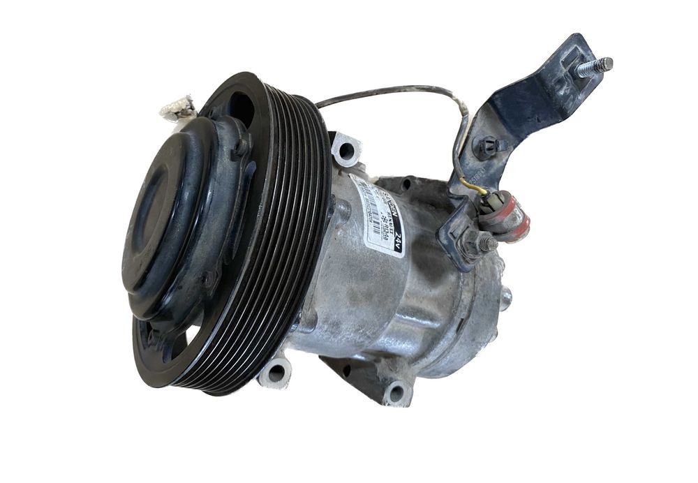 Компресор кондиціонера Sanden 82704531 Renault Range Gama T