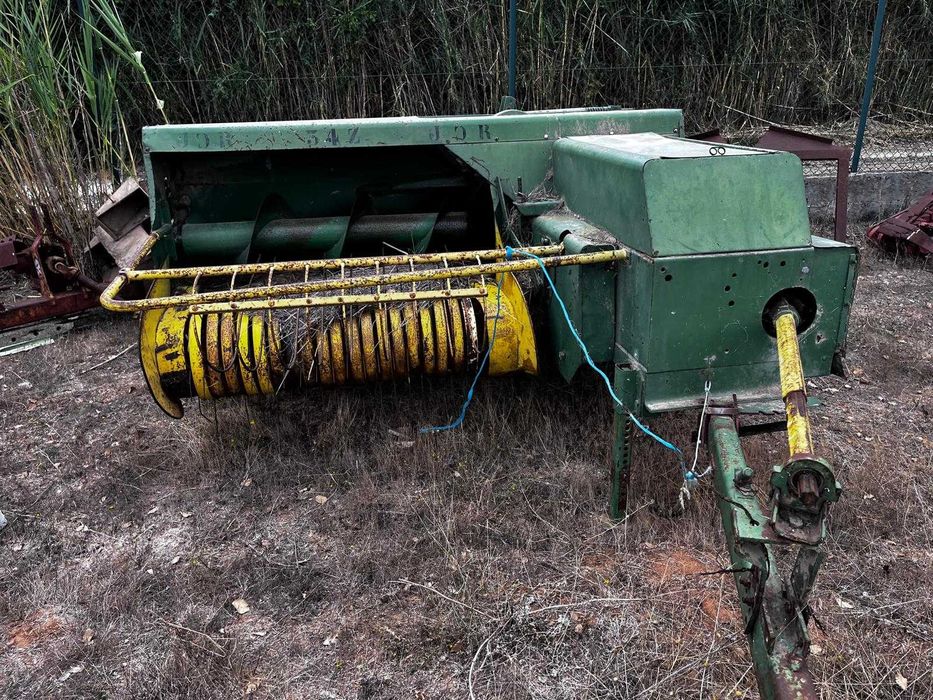 Peças e máquinas variadas