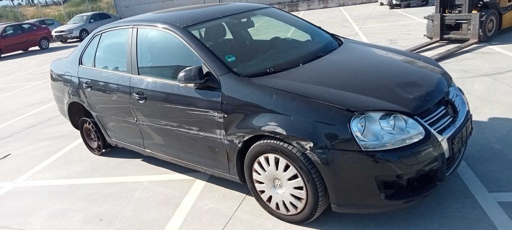 VW Jetta  Para peças Diesel