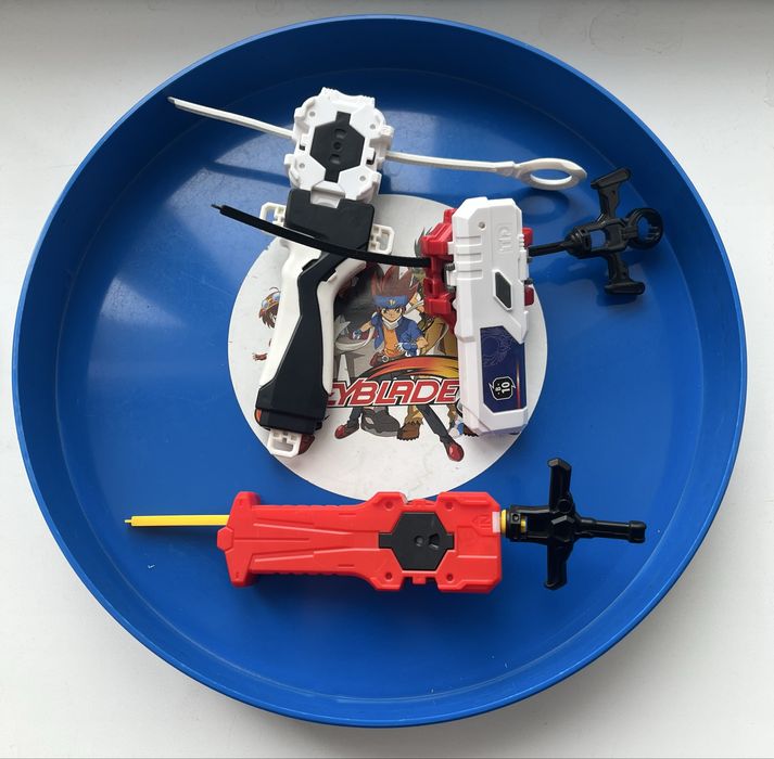набір іграшок beyblade