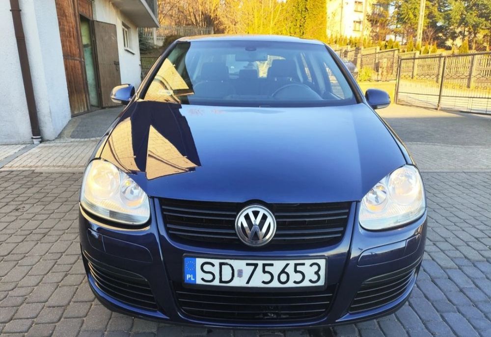 Volkswagen Golf 1.4 бензин 2006 рік
