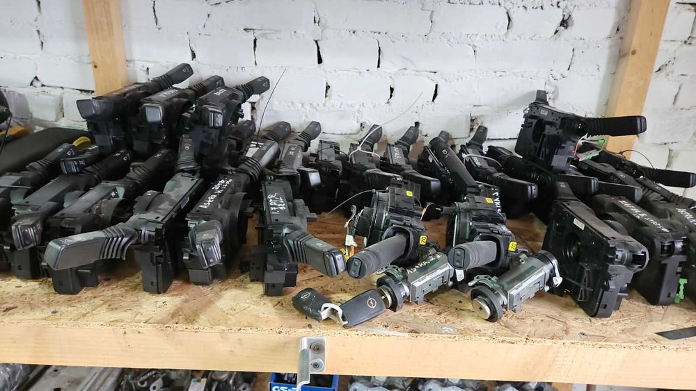 Шлейф керма на дві фішки 13306115 opel zafira b