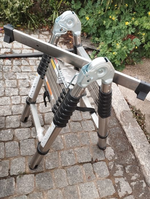 Escada telescópica de 5 metros