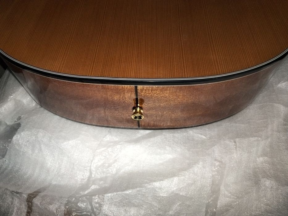 Guitarra classica de alta qualidade artesanal mais saco almofadado