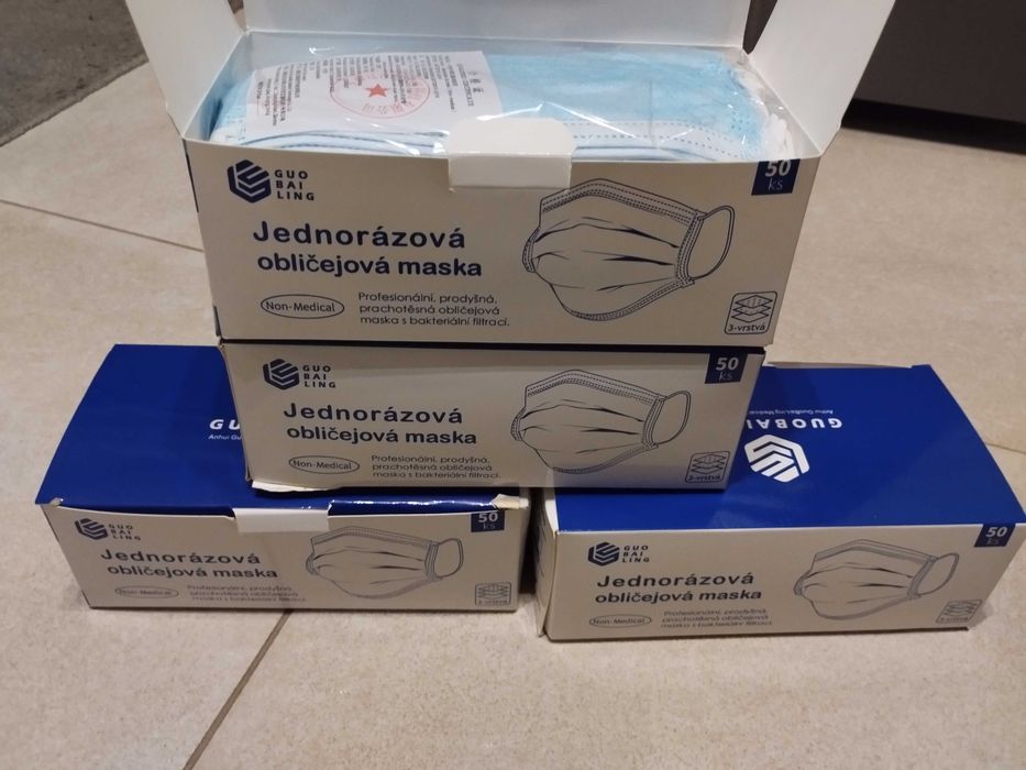 Maseczki ochronne jednorazowe 4x50 szt