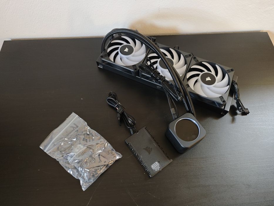 Corsair ICUE H150i Elite LCD XT