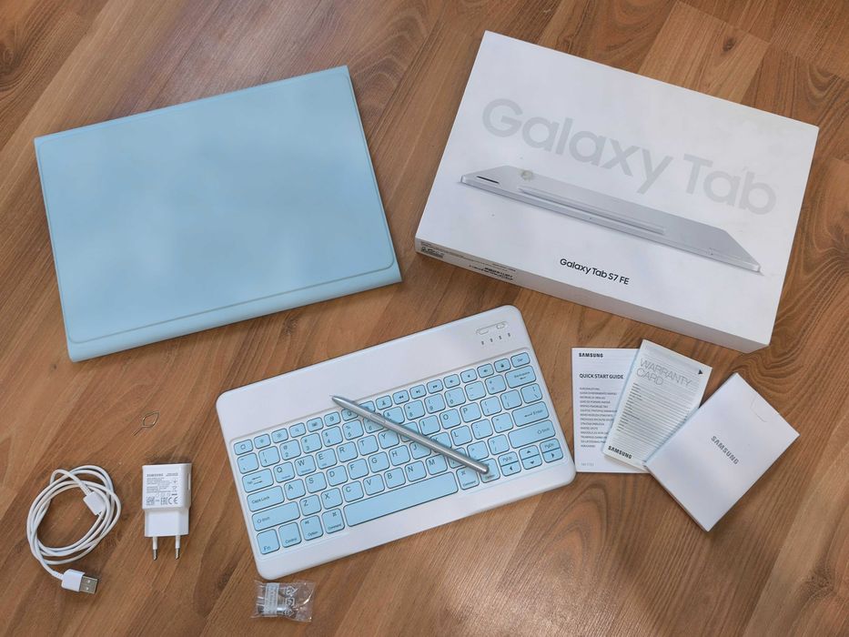 Tablet Samsung Galaxy Tab S7 FE 12''4 T733 128GB Jak NOWY! + gratisy
