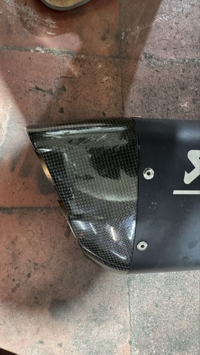 Ponteira akrapovic tmax 530/560