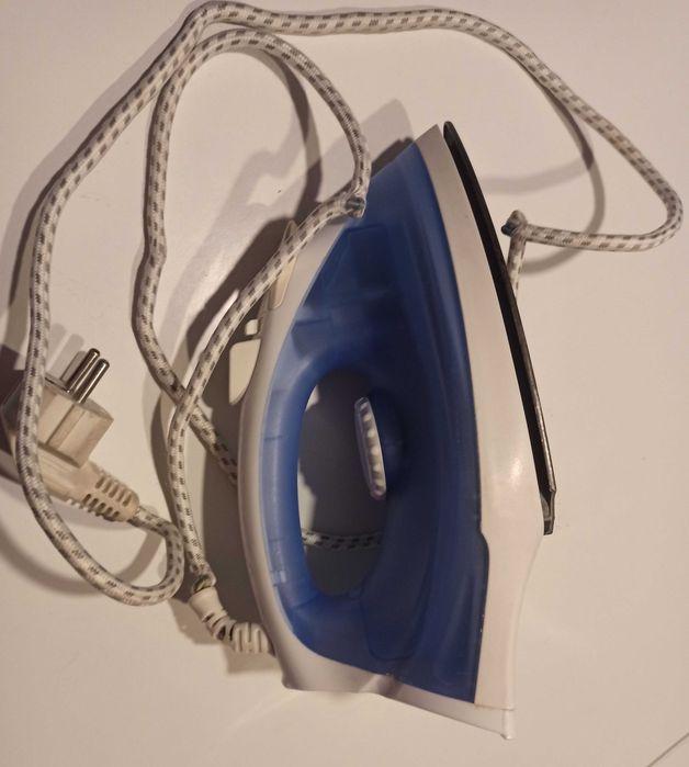 żelazko RICCO SW-106A 1200W - uszkodzone
