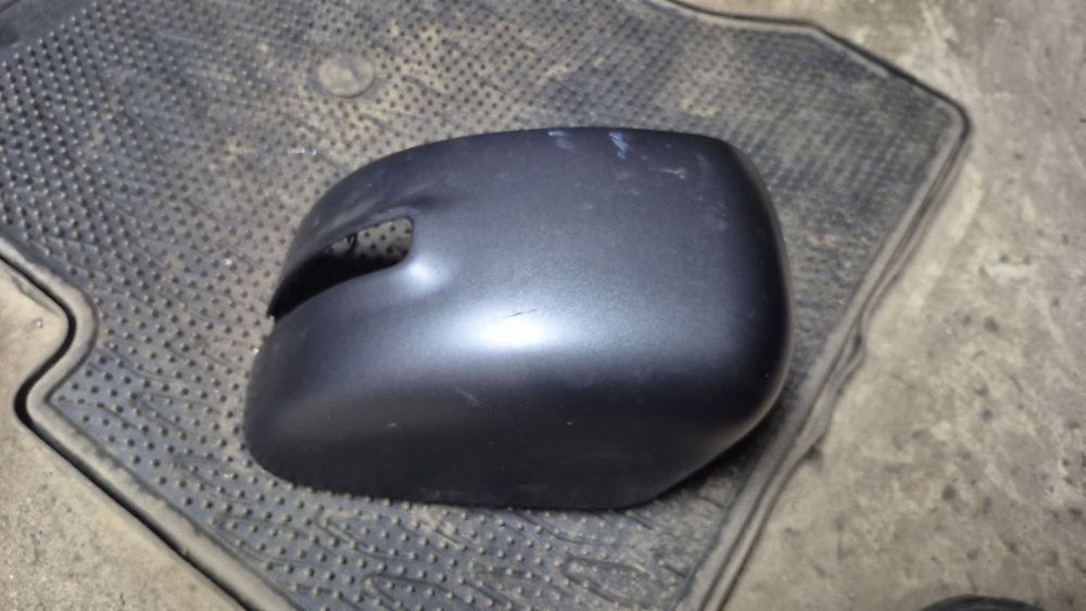 накладка дзеркала  Jeep Renegade 2013- бу оригінал