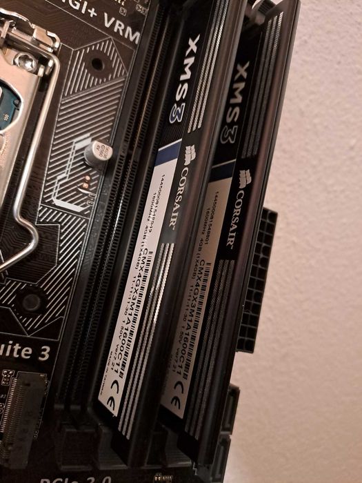 Bundle Xeon E3-1220V3 / Asus Z97-K / 8GB DDR3 Corsair XMS3