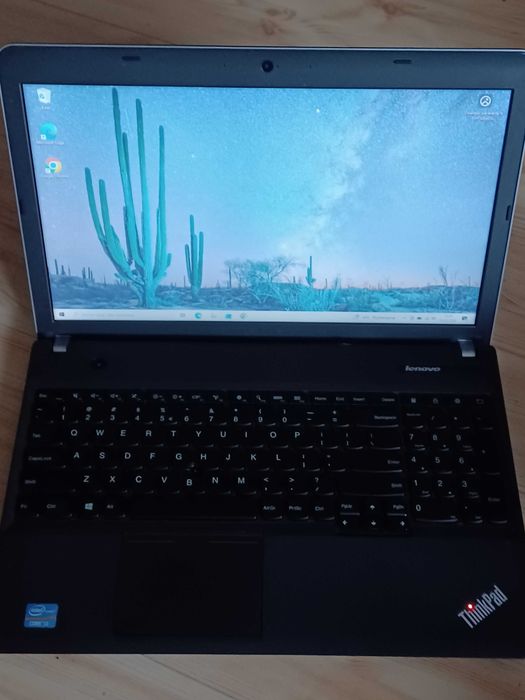 Lenovo E531 intel i3 8GB 500GB  Windows 10