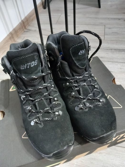 Buty trekkingowe damskie