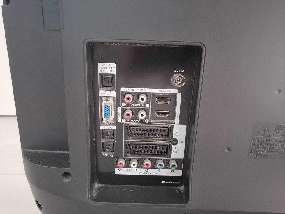 Televisão Samsung 31 polegadas (avariada)64284285361027122