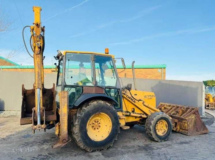 Екскаватор - навантажувач NEW HOLLAND (JCB 3CX)