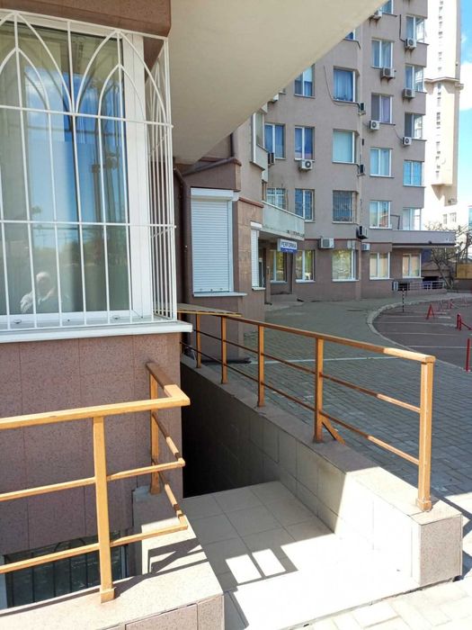 Комерційне приміщення 300 м² у ЖК «Чудо-місто» | Власник, без комісії