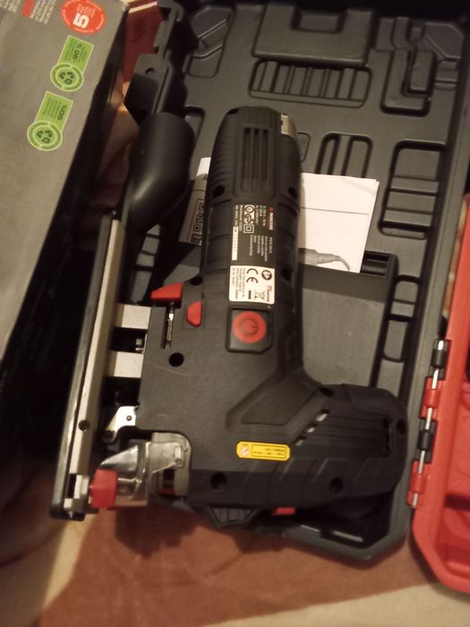 Serra de recortes tico tico