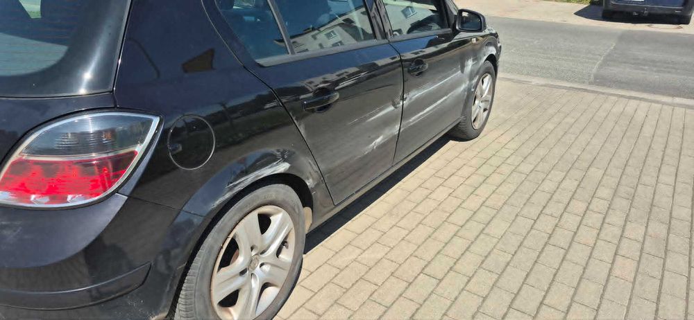 samochód Opel Astra