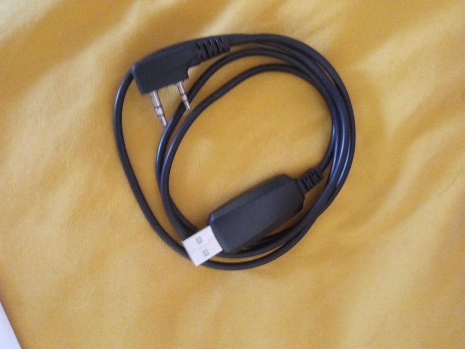 Kabel do transmisji danych i programowania