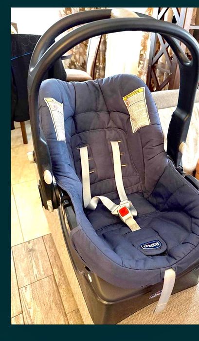 Авто крісло chicco
