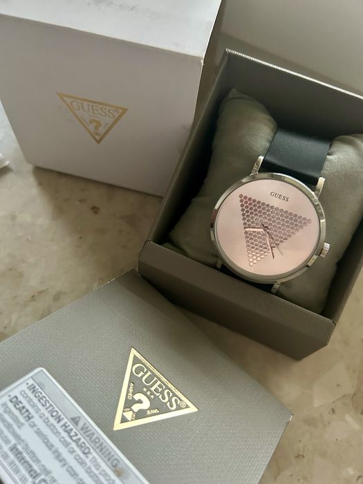Zegarek meski Guess oryginalny 44 mm srebrny silikonowy pasek czarny