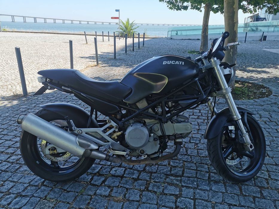 Ducati Monster 600