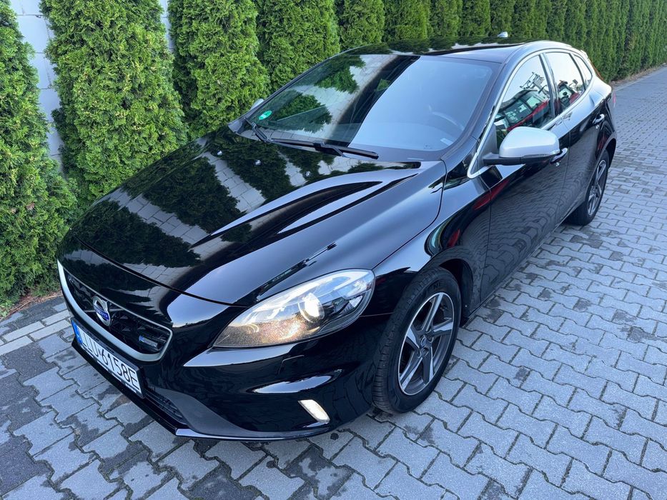 Volvo V40