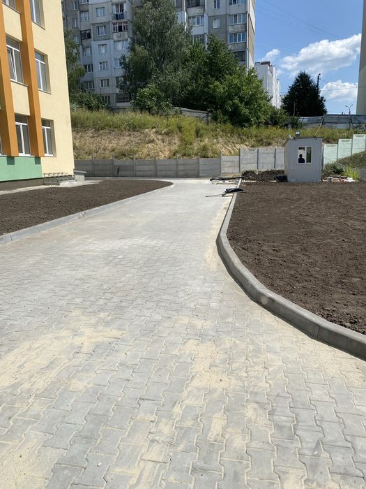 Асфальт ,ФЕМ ( бруківка ) , благоустрій