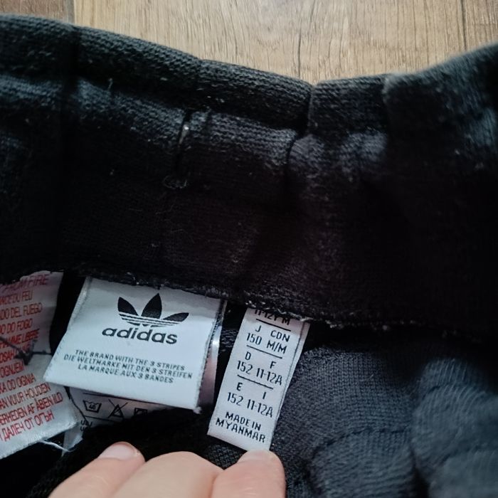 Spodnie dresowe Adidas