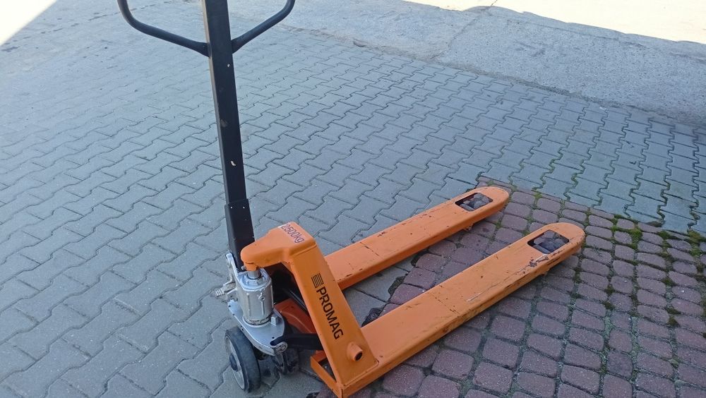 Paleciak 2.5 t jak nowy