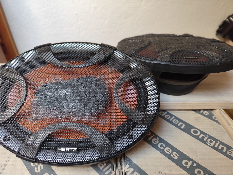 Colunas Hertz Ecx 690 200w