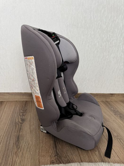 Дитяче автокрісло на  Isofix 9-36