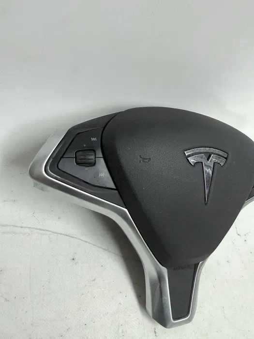 Подушка в кермо Tesla Model S/X