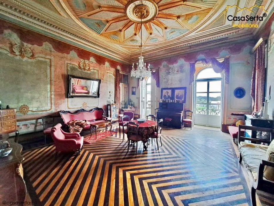 Moveis para dar Solar Seculo XIX