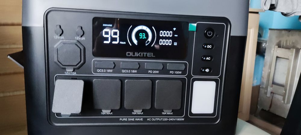 Przenośna stacja zasilania solar OUHITEL P1501E plus 2400W 1,5KWH +APK