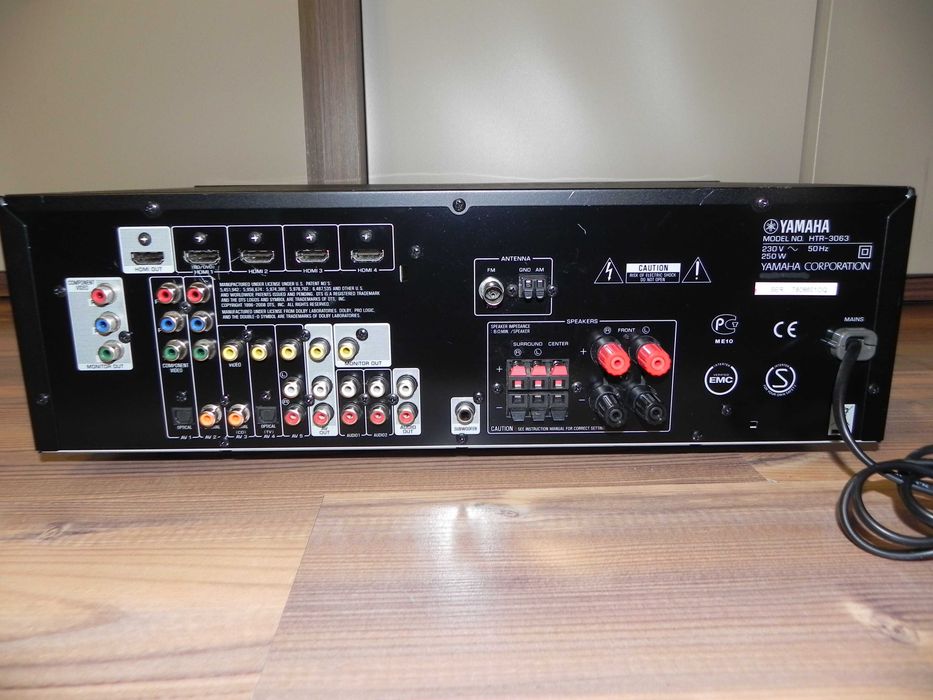 Amplituner Yamaha HTR-3063