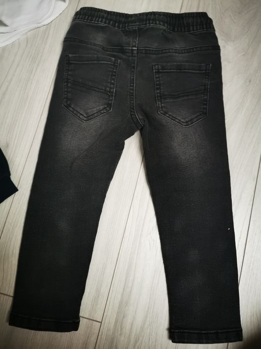 Spodnie jeansowe 98 z firmy Reserved