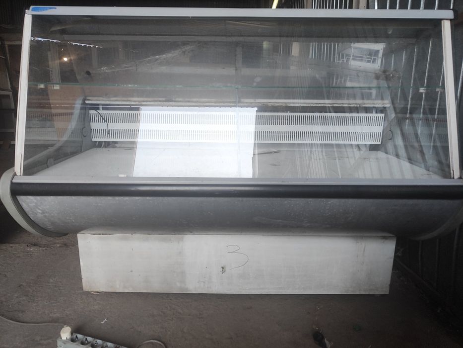 Розпродажа...Холодильник регал