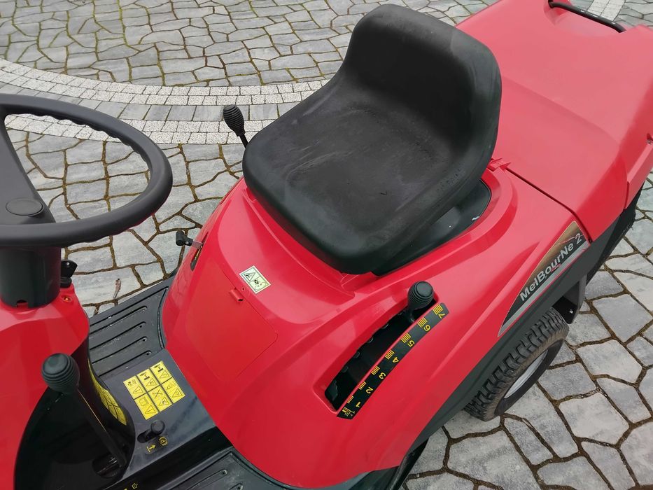 Zadbany mało używany traktorek kosiarka CASTELGARDEN