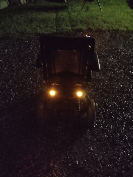 Wózek inwalidzki elektryczny pokojowo-miejski ALEX  HANDICARE