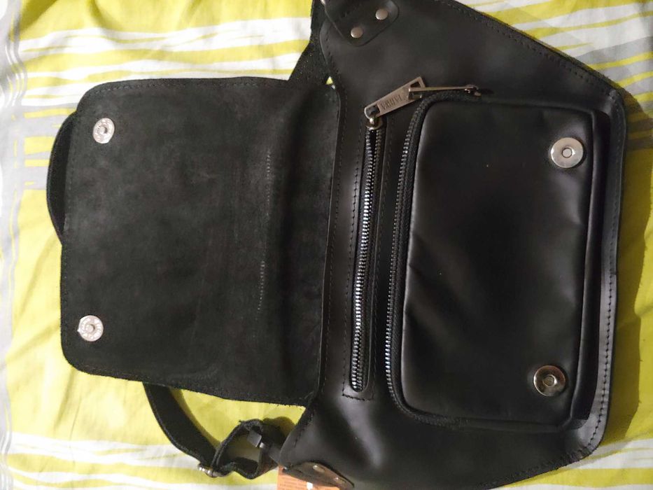 Сумка чоловіча на пояс через плече з натуральної шкіри TARWA Чорний