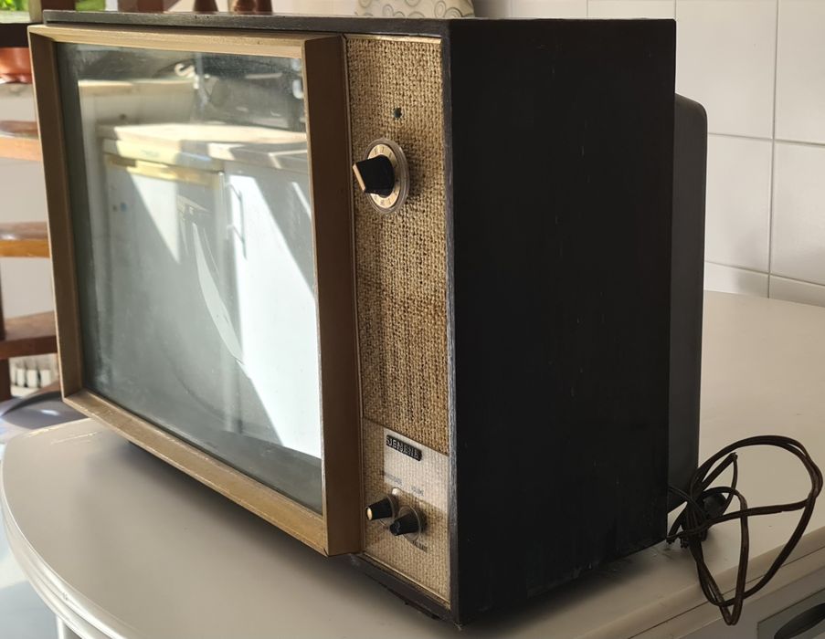 Televisão Vintage Siemens