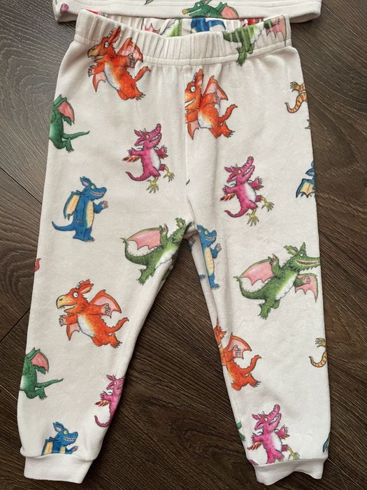 Велюровый костюм 2/3 годика MARKS & SPENCER