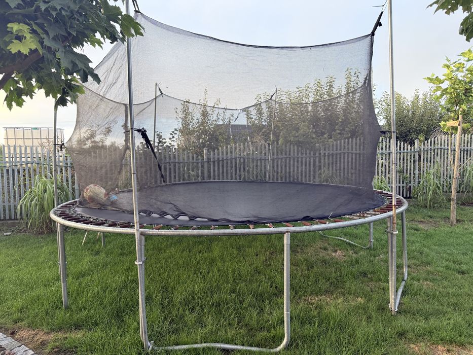 Tramplina duża. Nowa siatka