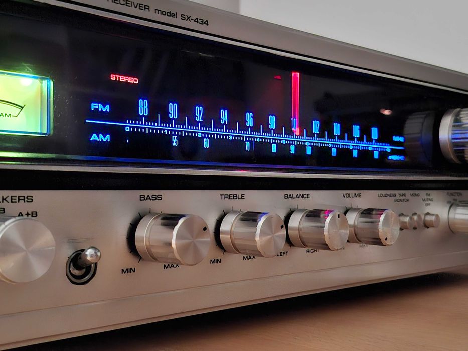 Amplituner Pioneer SX 434.
