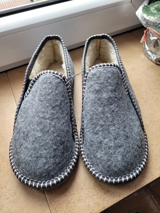 Bambosze damskie nowe  36