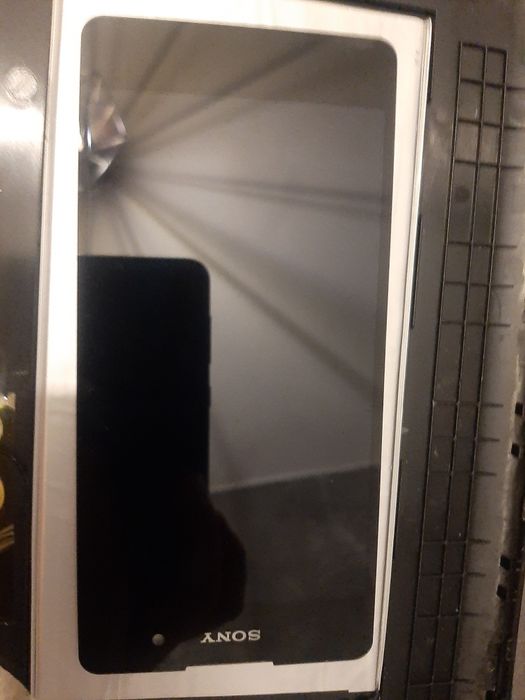 Wyświetlacz LCD Sony Xperia E5 F3311