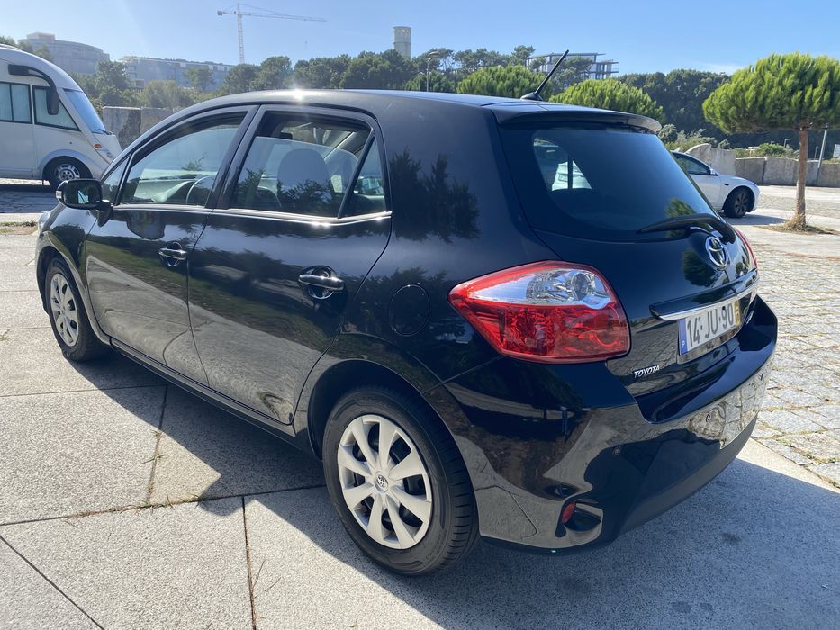 Toyota Auris 1.4 D4D Active — photo 4