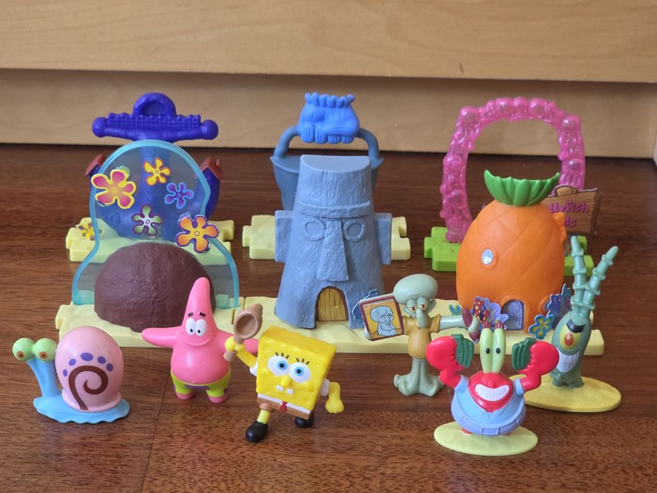Figurki i domki Spongebob Kanciastoporty