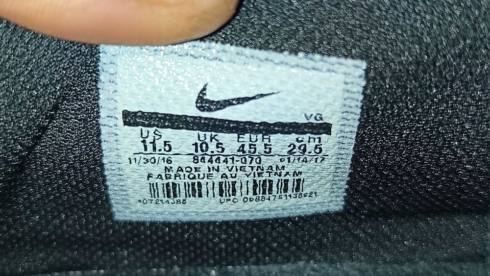 NIKE BRAVATAX II IC r.45,5 stan bardzo dobry